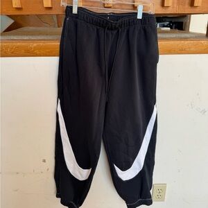 Nike sweatpants. Size S
